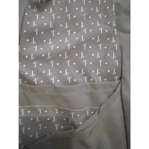 Thalia Sodi  scrub top‎