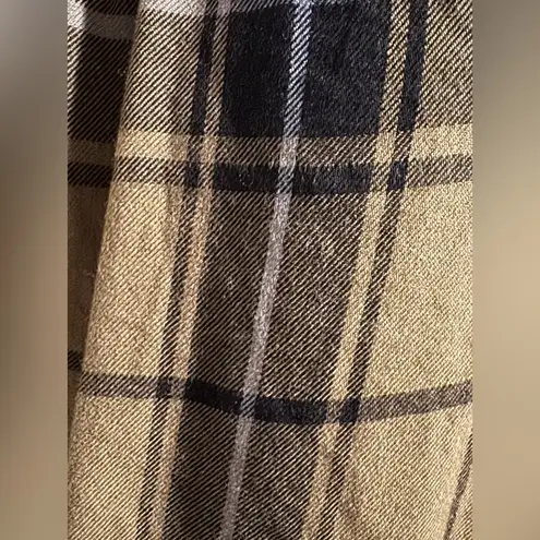 Hiatus EUC Green and Black Cropped Pullover Hoodie size medium