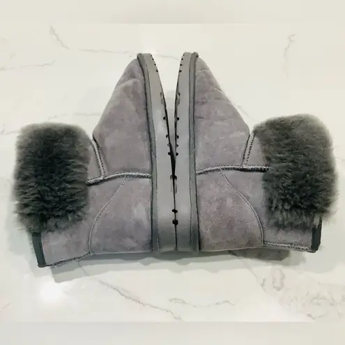 WARM COMFY SHEEPSKIN BOOTIES ⛄️❄️ Gray Size 9
