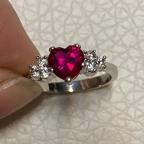 None Silver Band Heart Shaped Red Stone With White Stones Engagement Ring Size 7