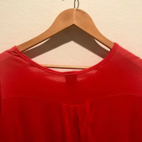 Happening in the present long sleeved Top