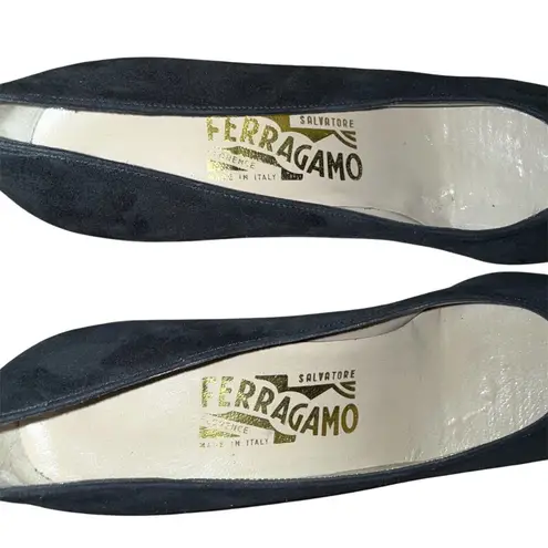 Salvatore Ferragamo Women's Black Suede Pumps Size 8 Narrow Formal Heels