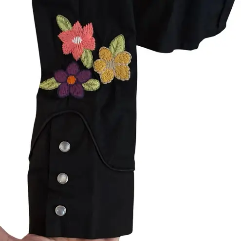 Zoompy Paris Size S Embroidered Jeweled Pearl Snap Shirt Top Western Festival Black