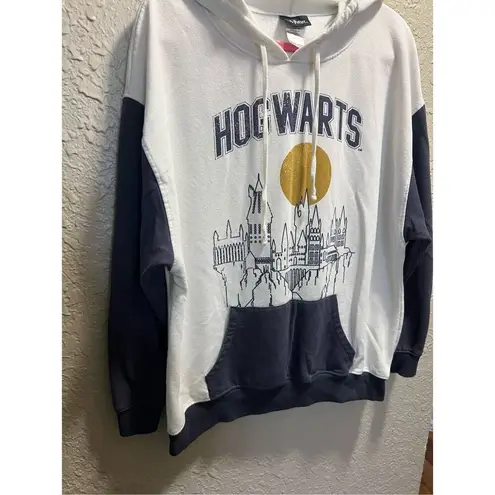 Harry Potter Hogwarts Pullover Hoodie Woman’s Size XL