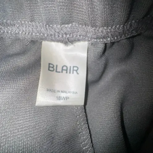 Blair  women’s Plus‎ Size Cropped Pleated Grey Pull-On Pants Size 18WP
