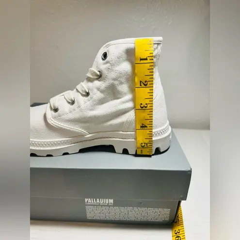 Palladium Boot Pampa Hi Women’s Size 6 Original Star White Chukka Medium New