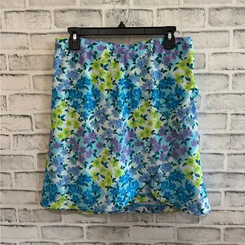 Isaac Mizrahi Women’s floral multi colored skort, Size Small Tall