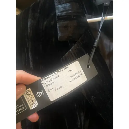 NU Denmark Crushed Velvet Crop Double Button Jacket Black Womens Size Small