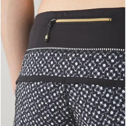 Lululemon Speed Shorts Dottie Eyelet White Black/Black/ Tonka Stripe Black White