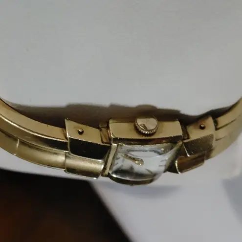 Wittnauer Watch 10K GF Gold Filled Wind Up Vintage Cuff Bracelet Chain Clasp
