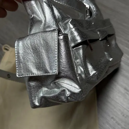 samo ondoh pocket mug bag M nappa silver