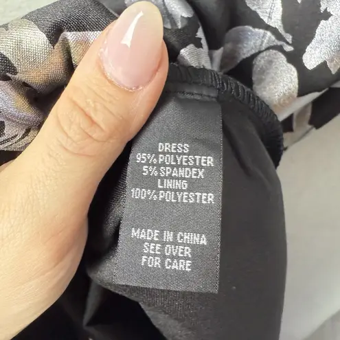 BCX Dress Floor Length High-Neck Maxi Dress Black Floral Print Women’s Size 3