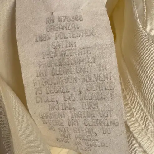 Vintage Zum Zum Niki Livas Size Medium Pale Daffodil Cross Back Floral Ball Gown Yellow