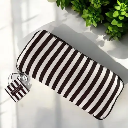 Henri Bendel NEW NWT Zip-Around Packable Backpack Brown Stripe Travel Bag