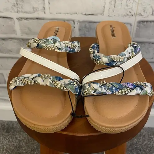 White Mountain NWOT Women’s Whitemt floral braid twist sandals with jewels Size 6