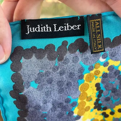 Judith Leiber Gorgeous Turquoise Colorful Butterfly Print Scarf 100% Silk Blue