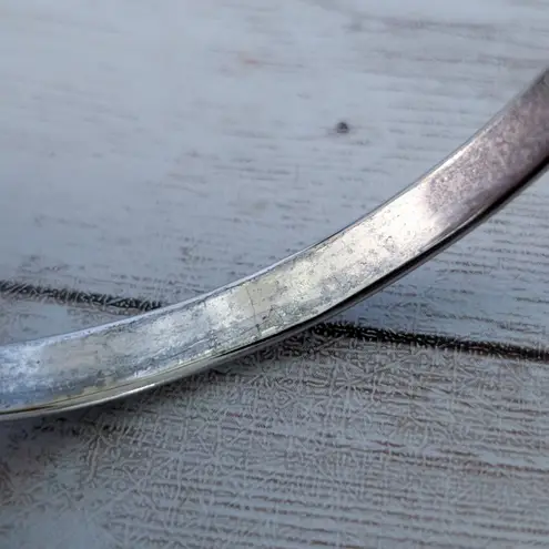 Vintage Bracelet Silver Tone Bangle 8"