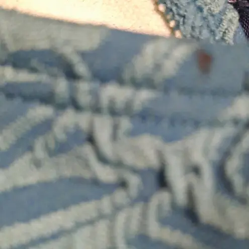 Teal Floral Bikini Top Size Medium Blue