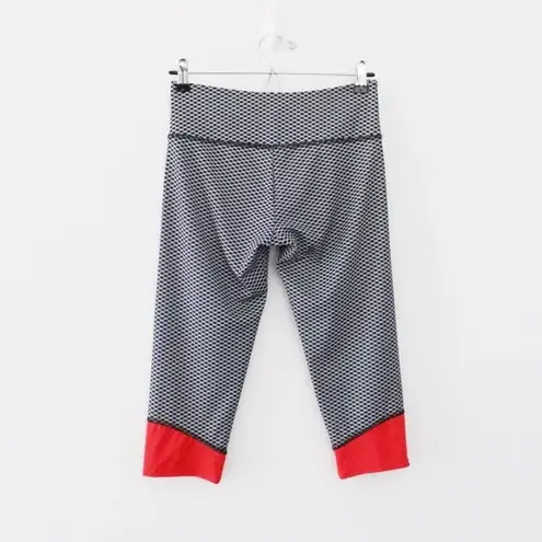 Onzie Sky Capri Leggings NWOT Size S/M