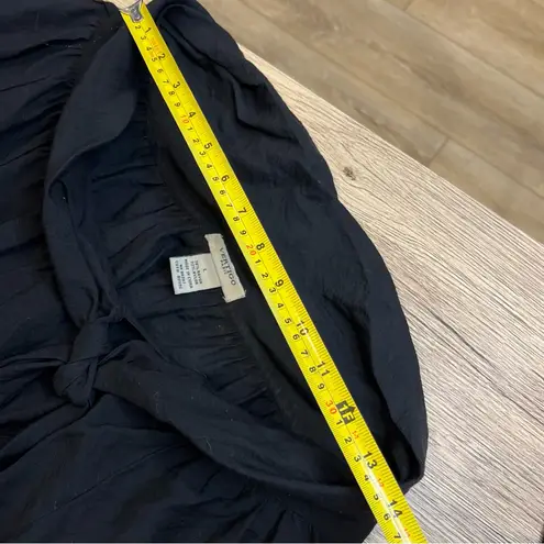 Vertigo Paris Black Blouse with Tie Detail Size Large