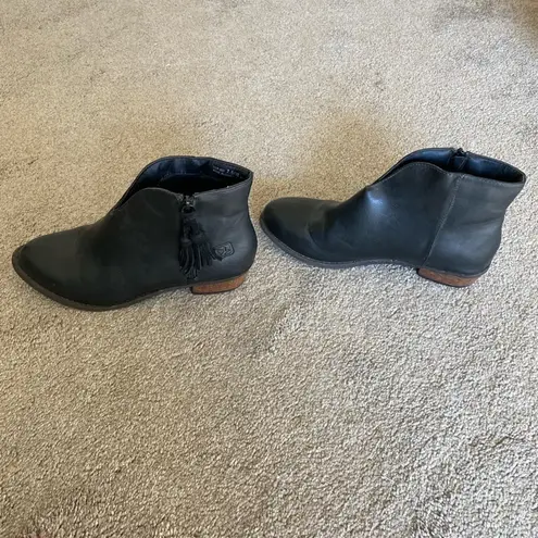 Dirty Laundry black zip up black booties women shoe size 7.5