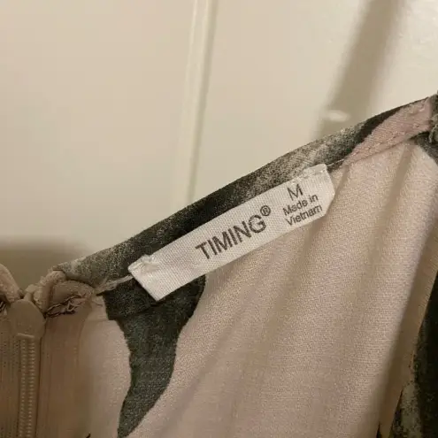 Timing  women’s floral jumpsuit —‎ medium