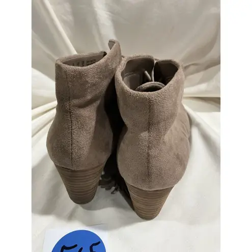 Woman’s Dr Scholl Memory Foam Comfort Fit Dakota Brown Suede Booty Size 7