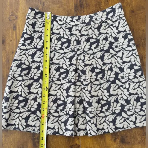 Boden Wool Blend Mini Skirt Women's 10R Gray Cream Floral Pleated Front Lined Size 10