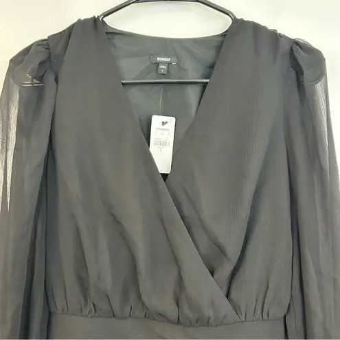 EXPRESS NWT  Long Sleeve V-Neck Chiffon Peplum Top Size Small