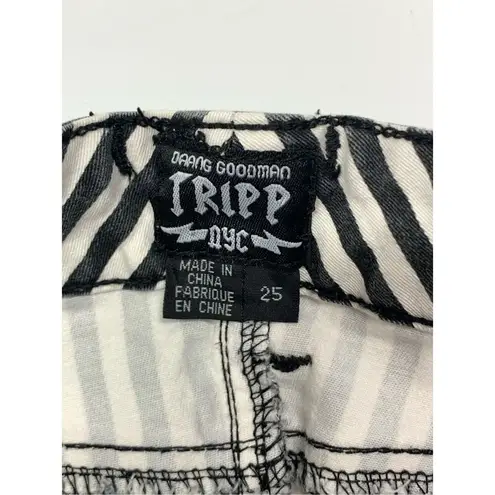 Tripp NYC 005 Daang Goodman  black white striped skinny denim jean size 25