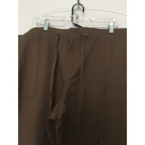 Mossimo Women's Plus Size 26 Cuffed Capri Pants Brown
