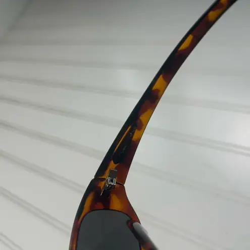 Bollรฉ Womenโs Sunglasses โ Tortoise Shell Wrap Around Sporty UV Protection Brown