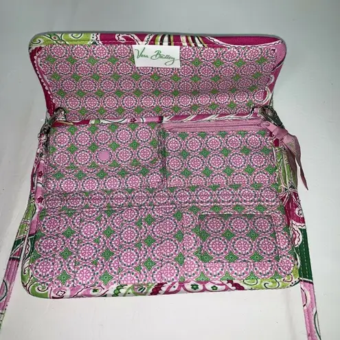 Vera Bradley  Pinwheel Pink Sleek Wallet Crossbody Clutch Purse Strap Green