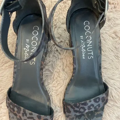 Coconuts by Matisse  Leopard Print Stacked Ankle Strap Sandals Size 8