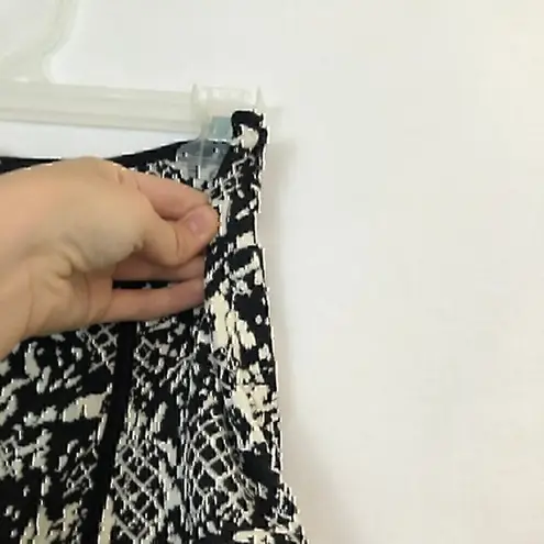 ROBBI NIKKI Mixed Print Jacquard Fit Flare Skirt Black Cream Ivory Floral Mini S