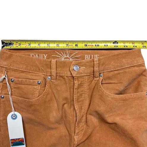 NWT Daily Blue Women's Boost Classic Jean Corduroy Size 27 Brown Straight Leg