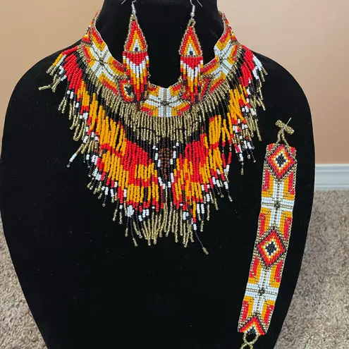 Handcrafted Beaded butterfly Necklace,bracelet & Earring Set