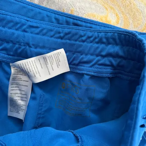 FIGS  Blue Straight Leg Scrub Pants size Large