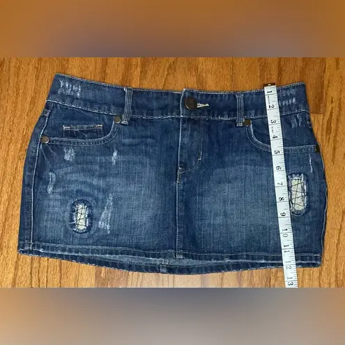 Decree - Denim distressed mini skirt‎ Size 9