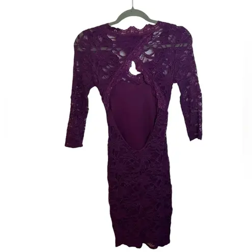 Solemio Purple Floral Lace Bodycon Open Back Dress