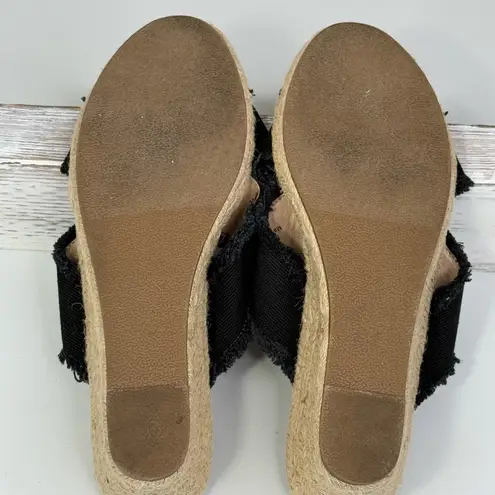 Journee Collection Black Cross Strap Woven Wedge Sandal-9