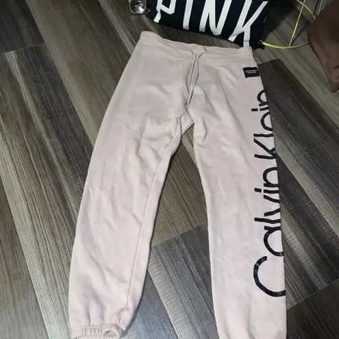 Calvin Klein  sweatpants thumbnail 3