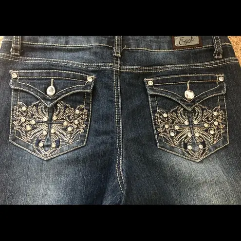 Bermuda Earl Rhinestone Studded Cropped Denim Stretch Capri  Jean Cuffed Fall 9JR