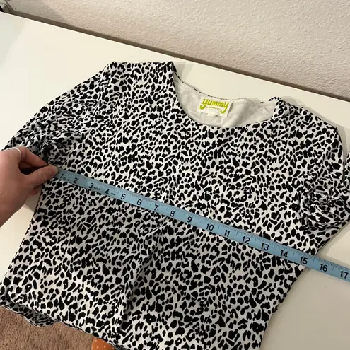 Yummy Sweater Co White/Black Animal Print Soft Cotton Bodysuit Size Large White