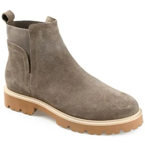 Journee Collection Journee Signature Women's Genuine Leather Chelsea Boots- Size 8.5