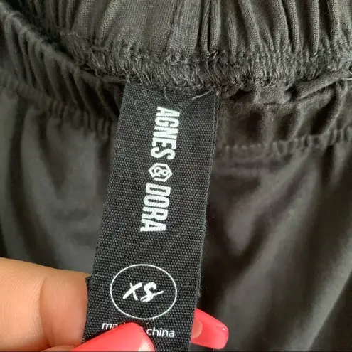 Agnes & Dora Black Floral Embroidered Leggings XS