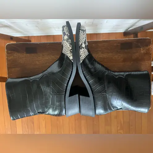 Open Edit Women KIARA WESTERN BOOTIE IN BLACK CROCO in size 6.5