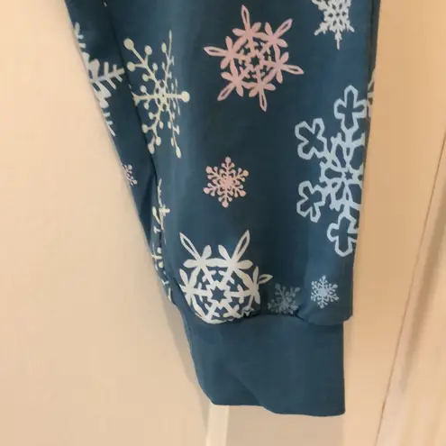 Polar bear pajama set, size XL (slimmer fit), NWT Blue