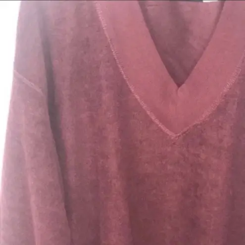 Urban Outfitters  BDG Size XS Deep V Neck Burgundy Sweatshirt