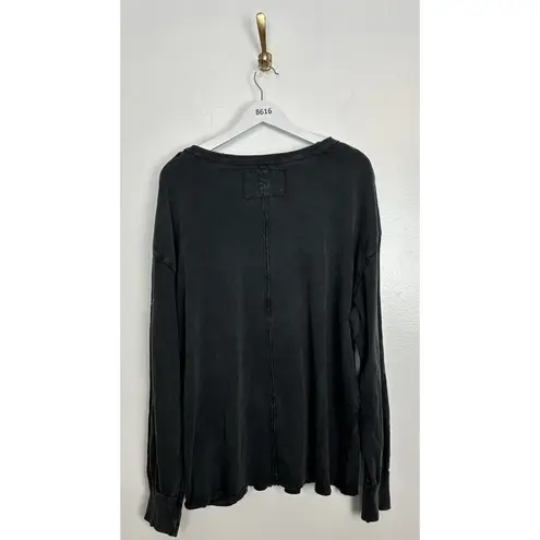 Free People  Fade Into You Knit Top in Washed Black Size X-Large